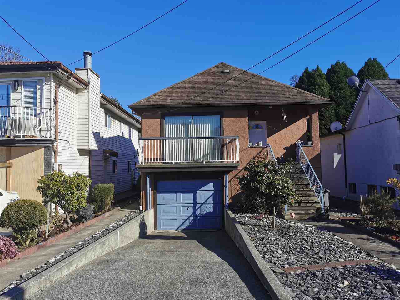 4936 Rupert Street - Photo 1