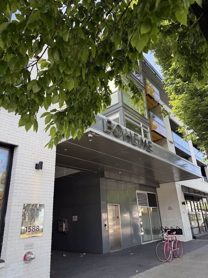 1588 Hastings Street - Photo 1