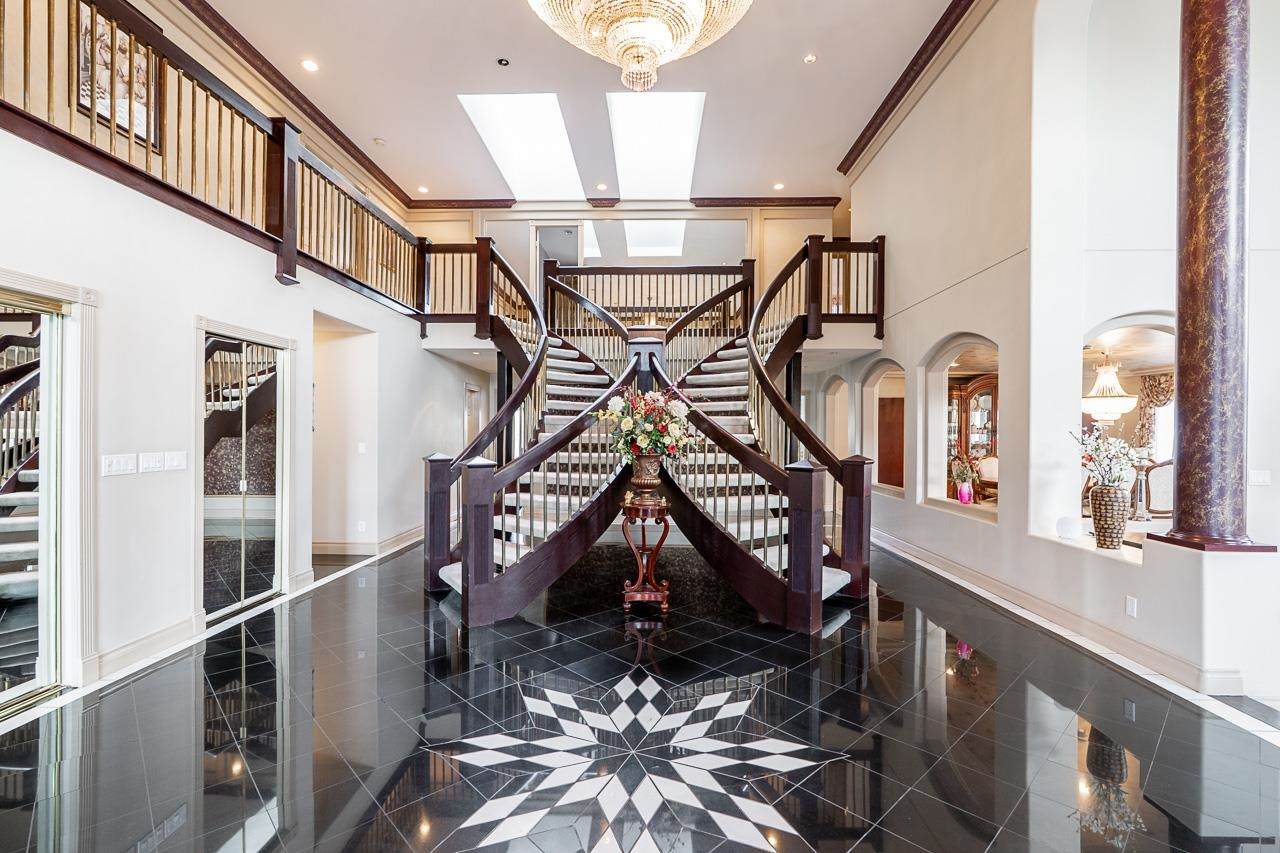 5658 124 Street - Photo 1