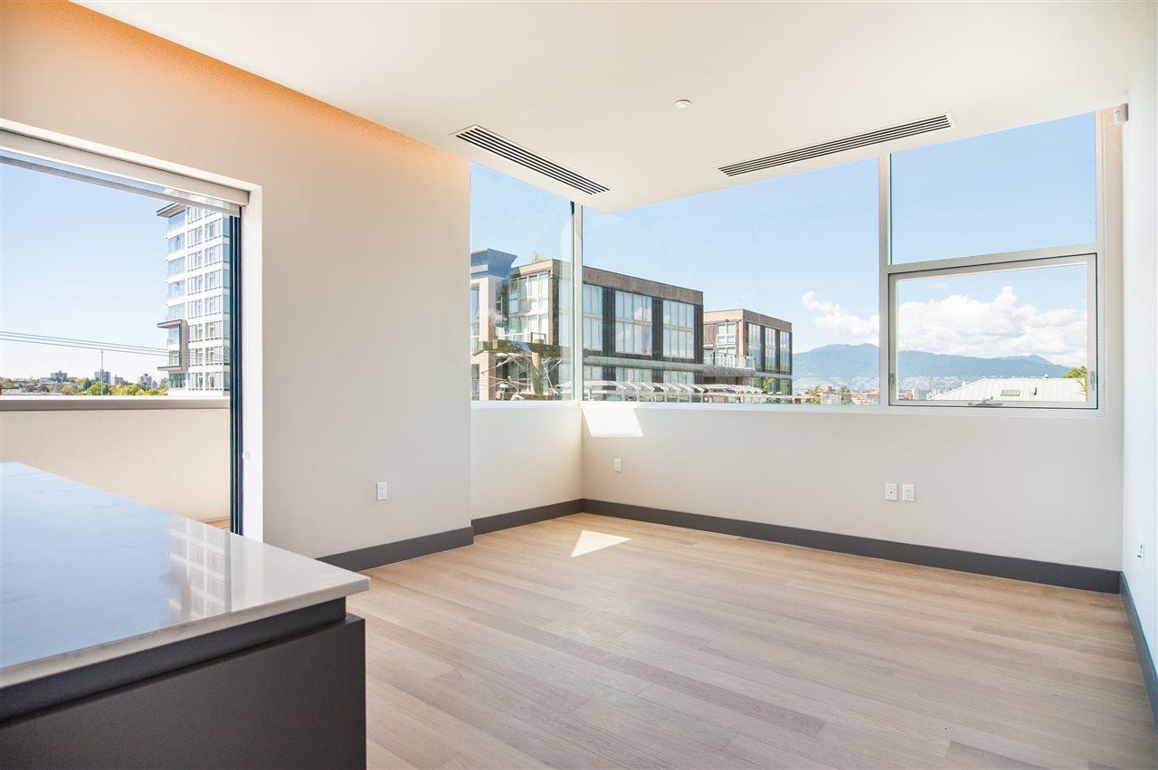 1510 6TH Avenue - Photo 1