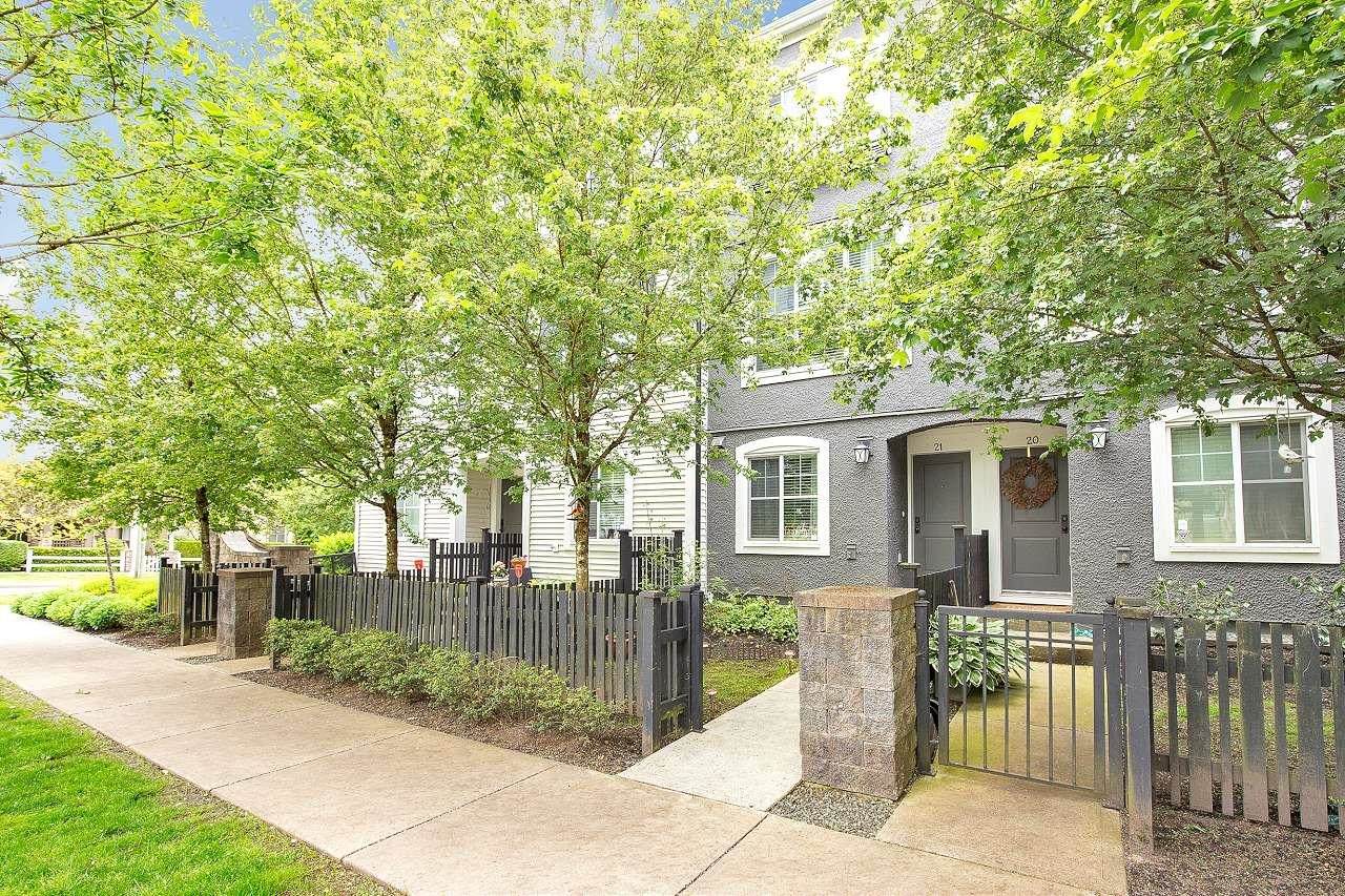 19180 65 Avenue - Photo 1