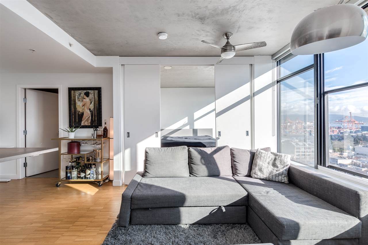 108 Cordova Street - Photo 1