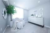 1725 68th Street - Photo 4