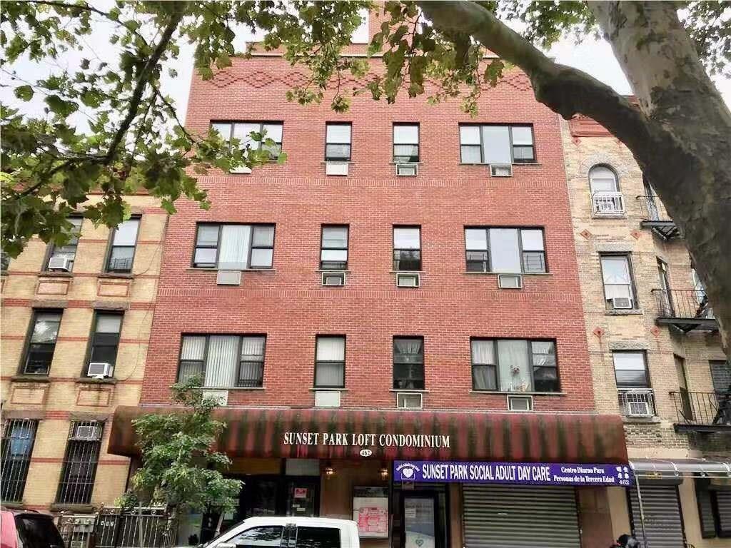462 52 Street - Photo 1