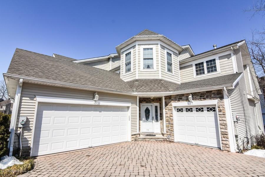 74 Tiller Court - Photo 1