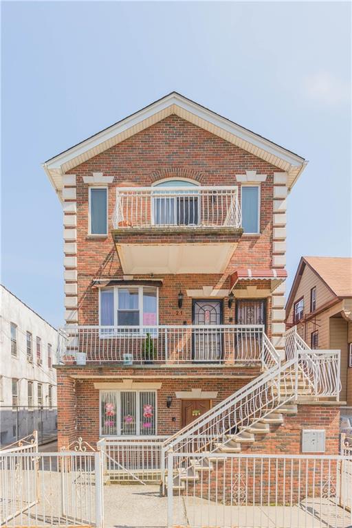 21 Bay 22 Street - Photo 1