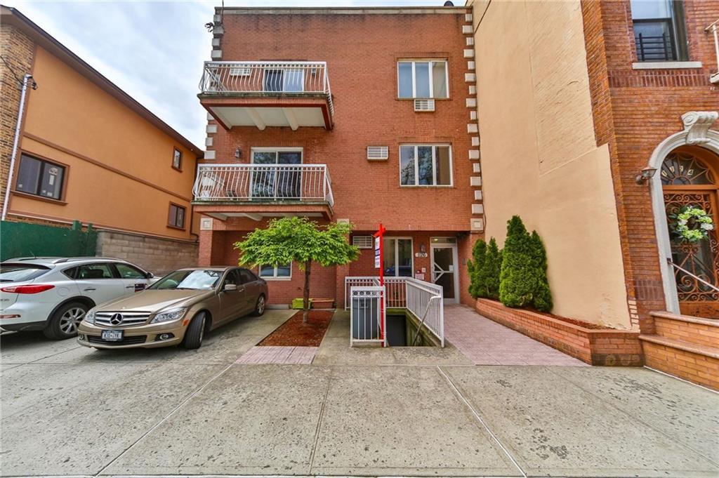 1126 66 Street - Photo 1