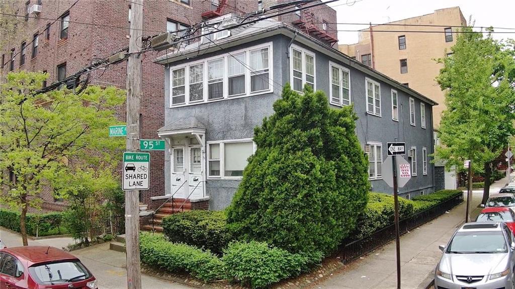 124 Marine Ave - Photo 1