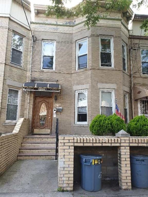 1874 8 Street - Photo 1