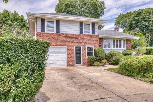 1235 Village Court - Photo 1