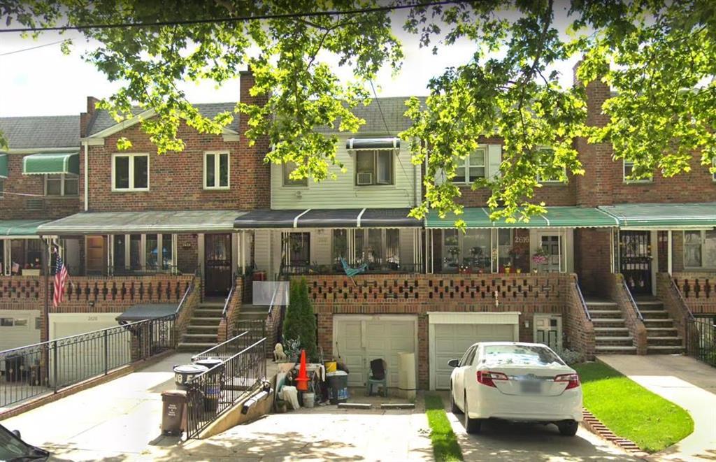 2618 29 Street - Photo 1