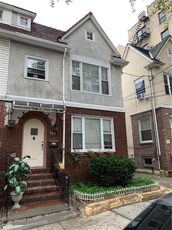 167 88 Street - Photo 1