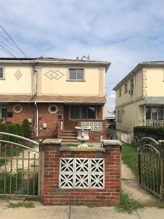 7205 Avenue U - Photo 1