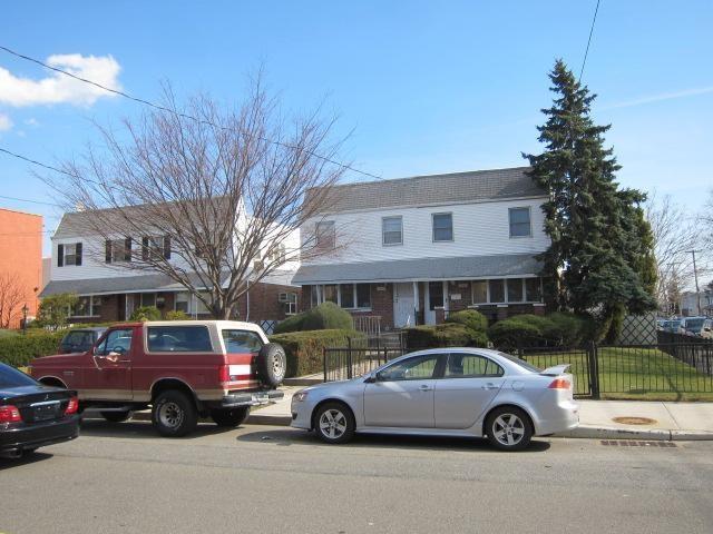 7204 Avenue T - Photo 1