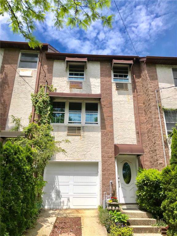 194 Ward Avenue - Photo 1