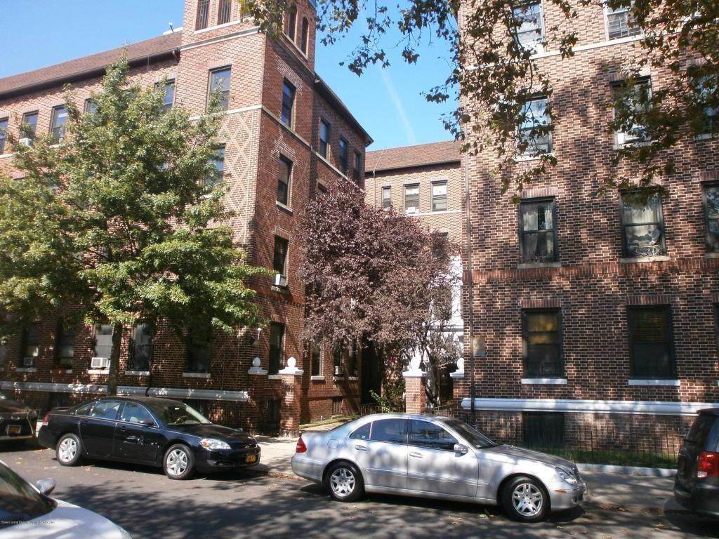 1975 83 Street - Photo 1