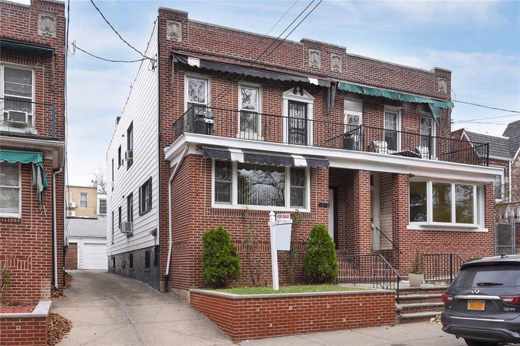 831 73 Street - Photo 1