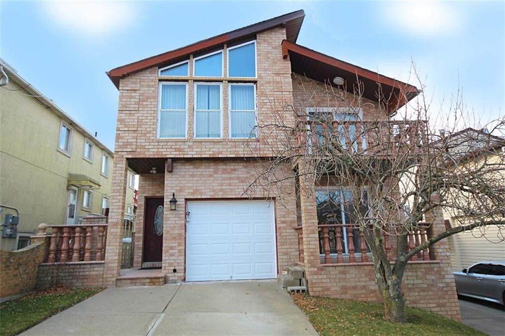 36 Hewitt Avenue - Photo 1