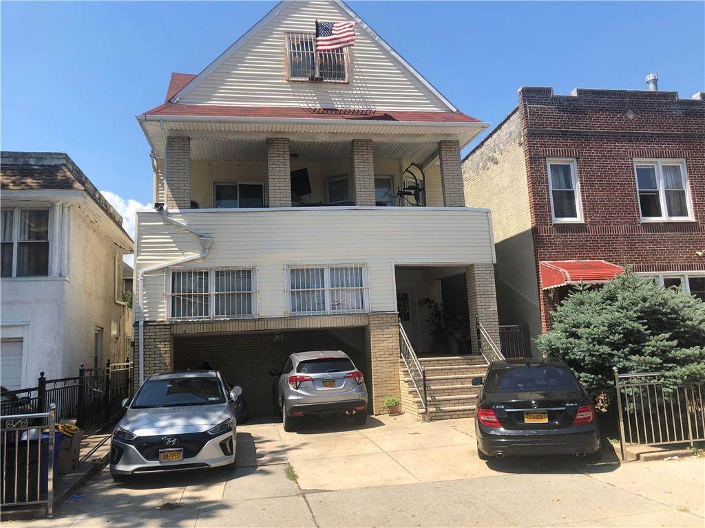 8674 21 Avenue - Photo 1
