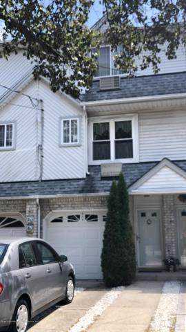 212 Sycamore Street - Photo 1