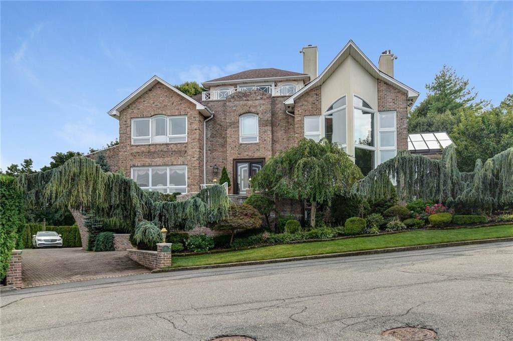 30 Howard Circle - Photo 1