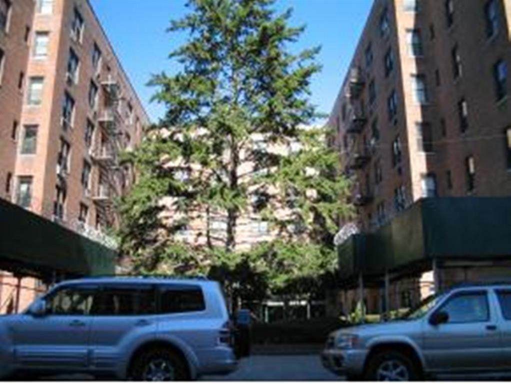 1213 Avenue Z - Photo 1