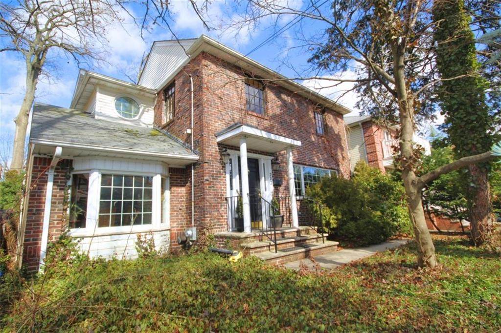 203 Radcliff Road - Photo 1