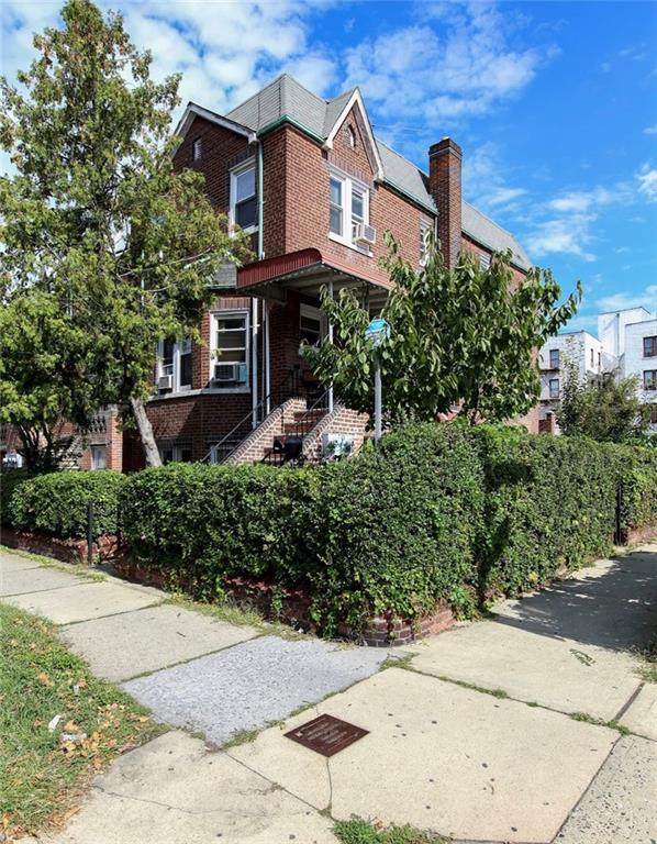 1681 8 Street - Photo 1