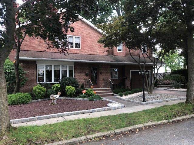 364 8 Street - Photo 1