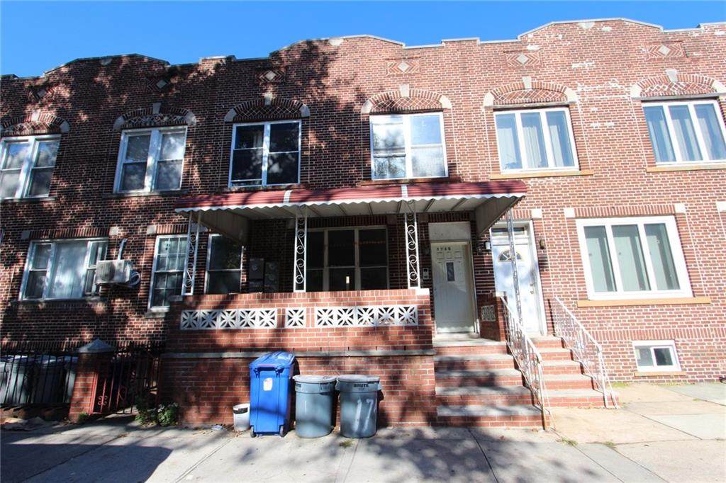 1745 61 Street - Photo 1
