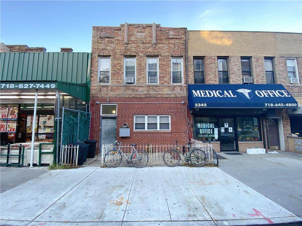 2341 65 Street - Photo 1