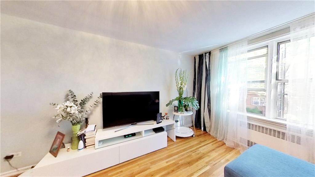 2552 7 Street - Photo 1