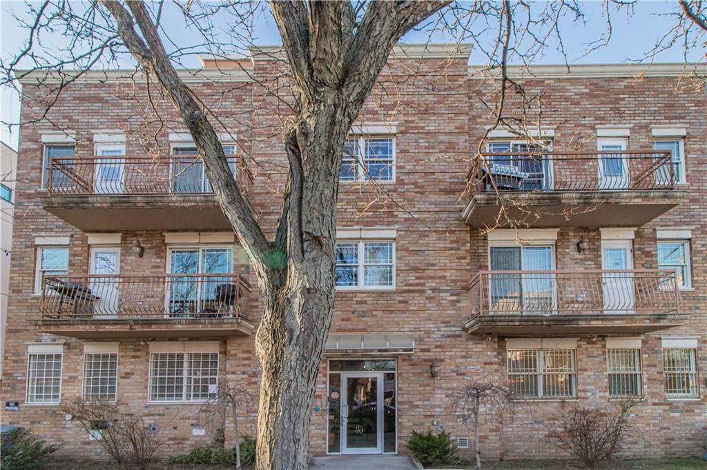 148 Bay 49 Street - Photo 1