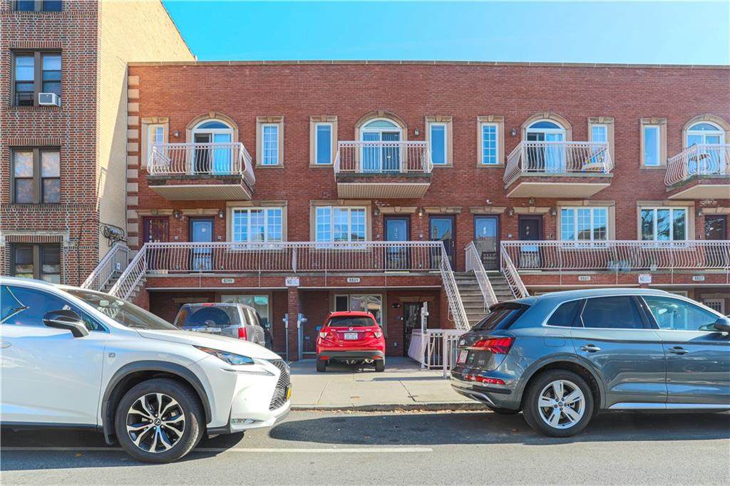 8803 Bay 16 Street - Photo 1