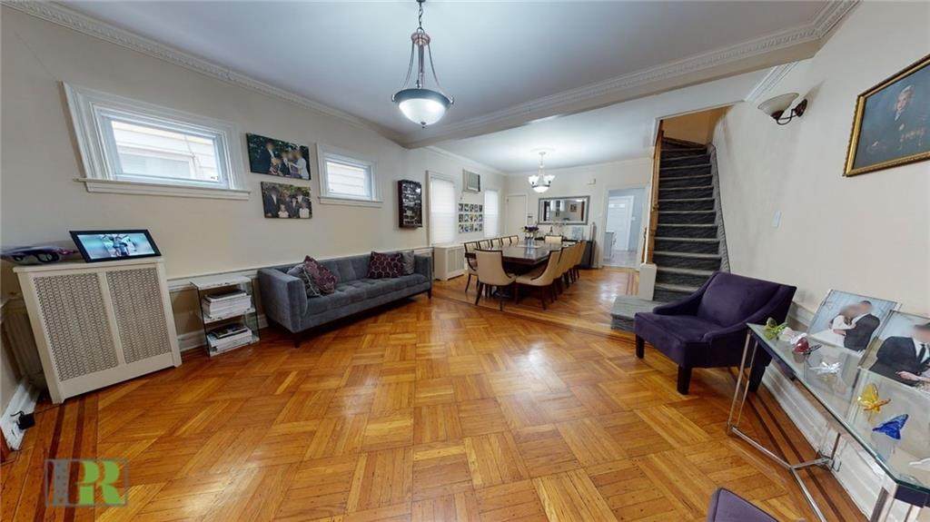 917 East 31 Street - Photo 1