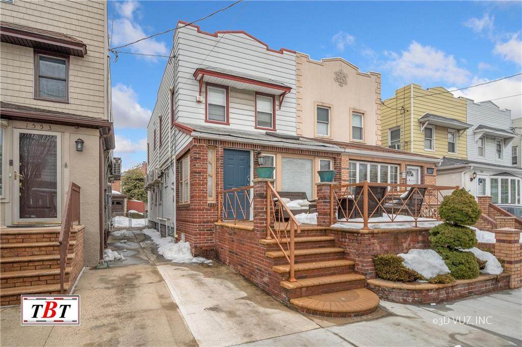 1555 37 Street - Photo 1