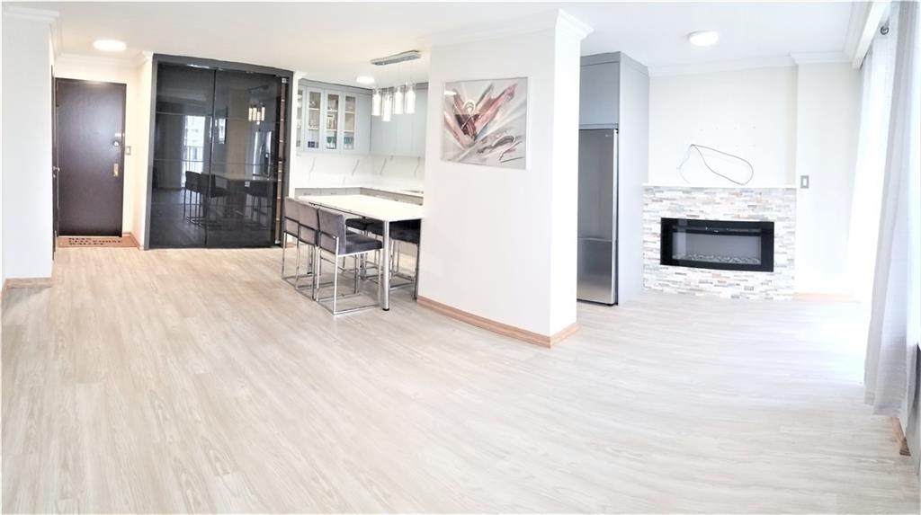 601 Surf Avenue - Photo 1