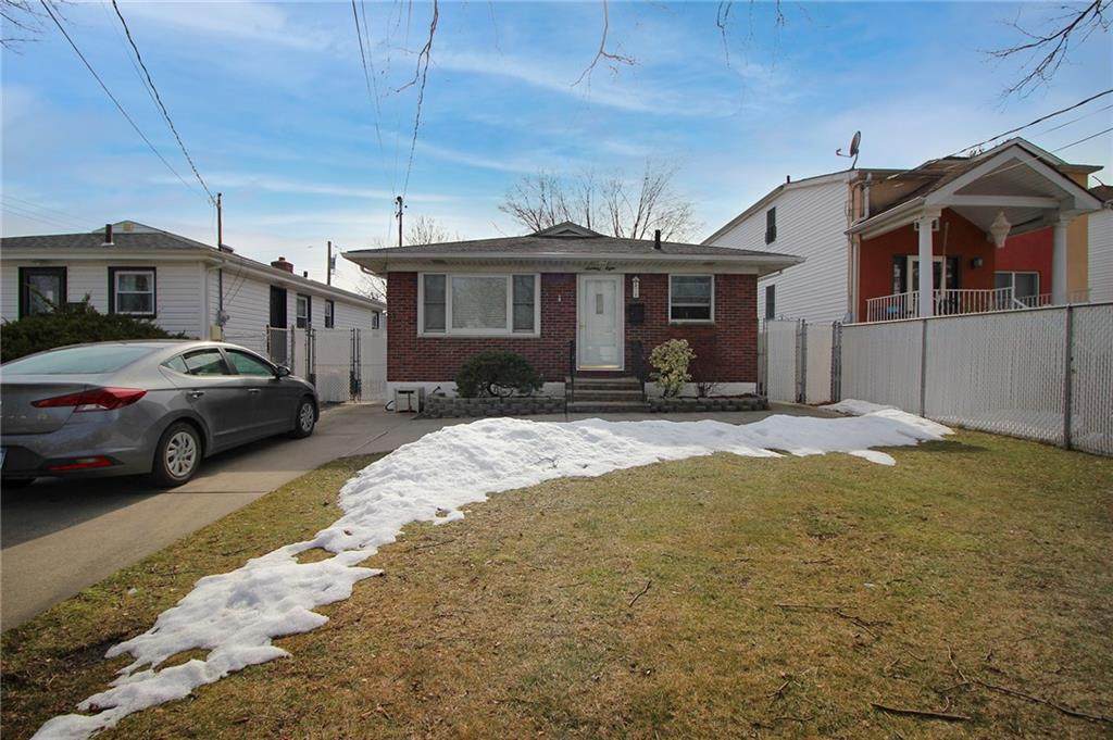 78 Barton Avenue - Photo 1