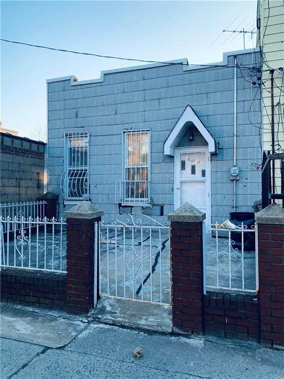 806 Cleveland Street - Photo 1