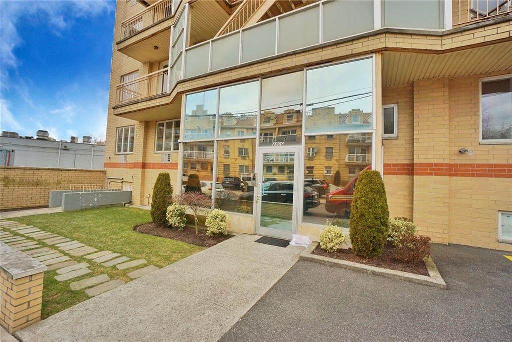2806 23 Street - Photo 1