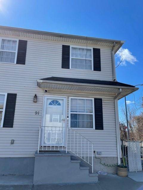 91 Mosel Avenue - Photo 1