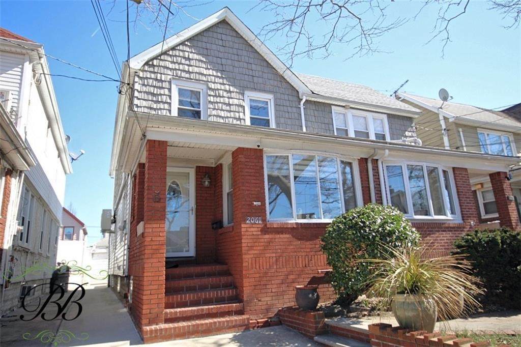 2061 64 Street - Photo 1