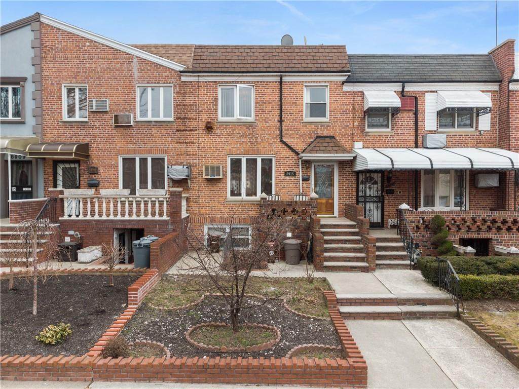 8915 16 Avenue - Photo 1