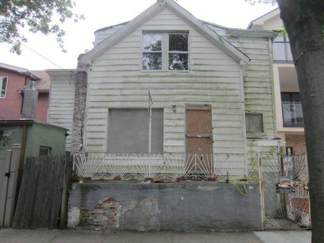 186 Norfolk Street - Photo 1