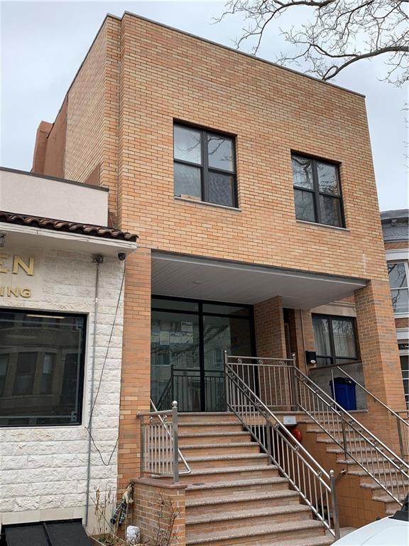 311 76 Street - Photo 1