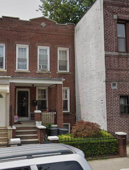 1314 77 Street - Photo 1