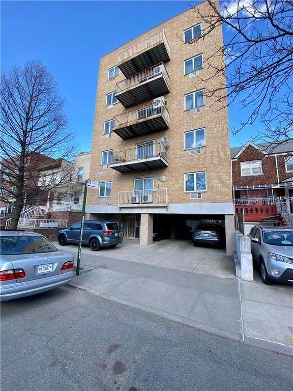 1633 6 Street - Photo 1