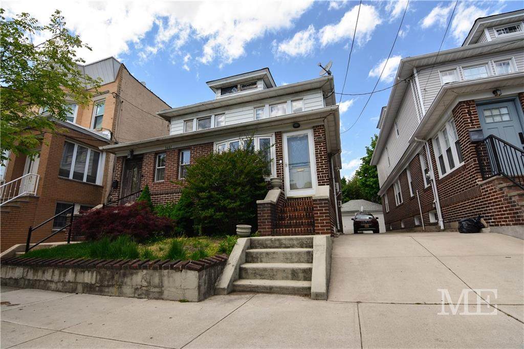 3609 Avenue L - Photo 1