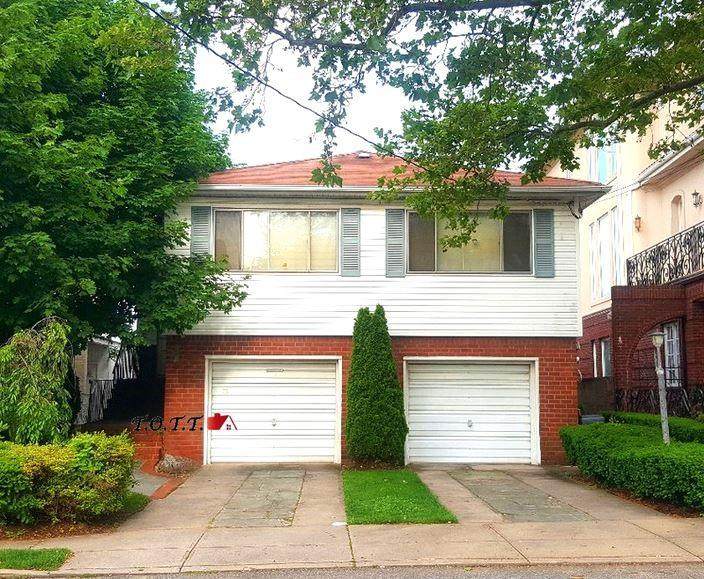 155 Whitman Drive - Photo 1