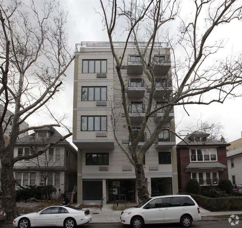 1916 Ocean Avenue - Photo 1